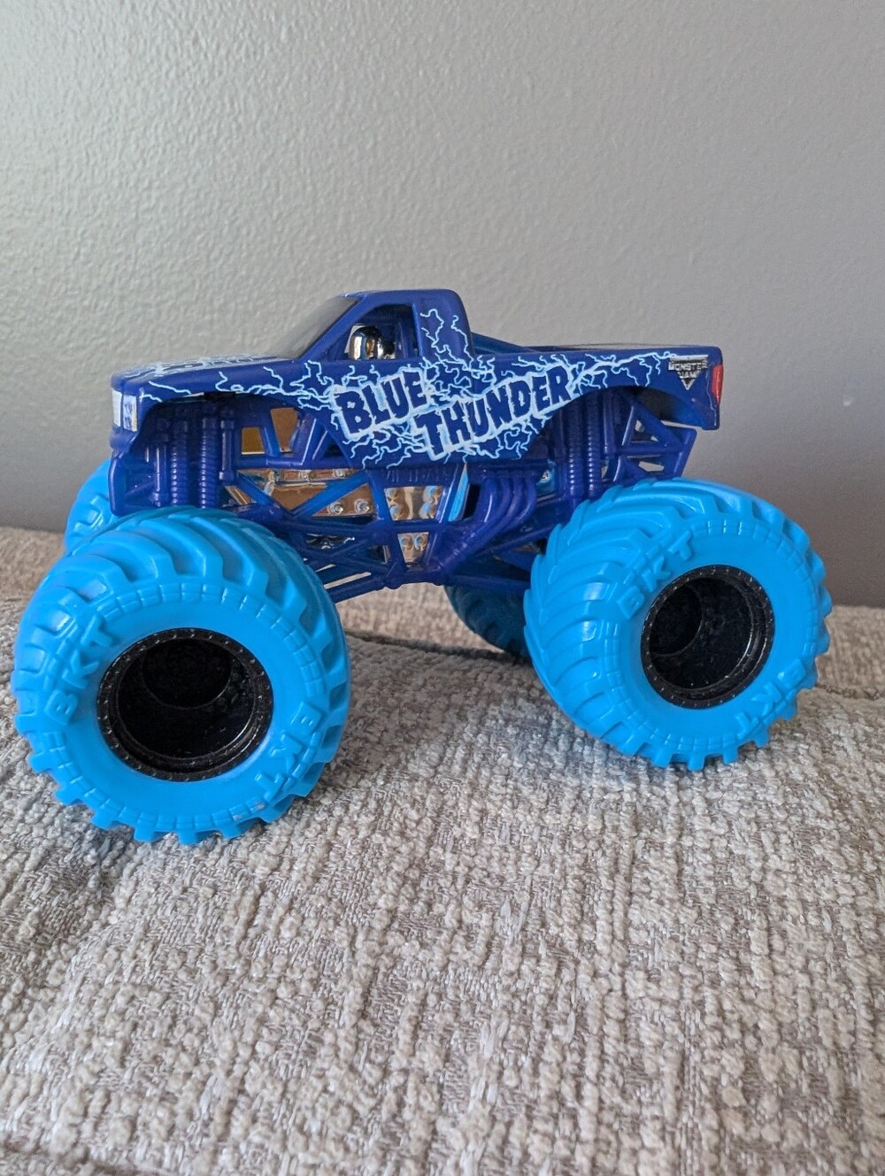 Monster Jam Blue Thunder monster truck